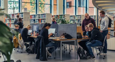 Students in LUT University campus scientific library