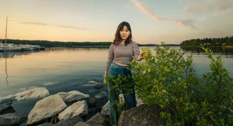 LUT University student at a harbour