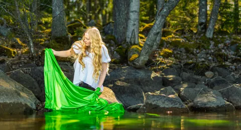 LUT-yliopiston tutkimus ja koulutus tukevat yhteiskunnan siirtymistä hiilineutraaliin energiajärjestelmään edistyksellisillä puhtaan energian ratkaisuilla. 