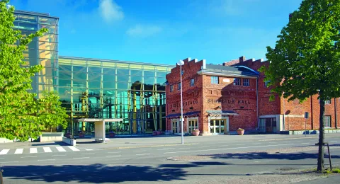 Sibelius Hall in the morning