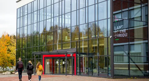 LUT Business School launches its English-language bachelor&#039;s programme in digital business in autumn 2026 in Lahti.