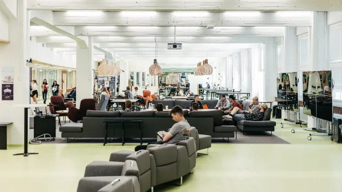 Students and university staff in LUT Lahti campus