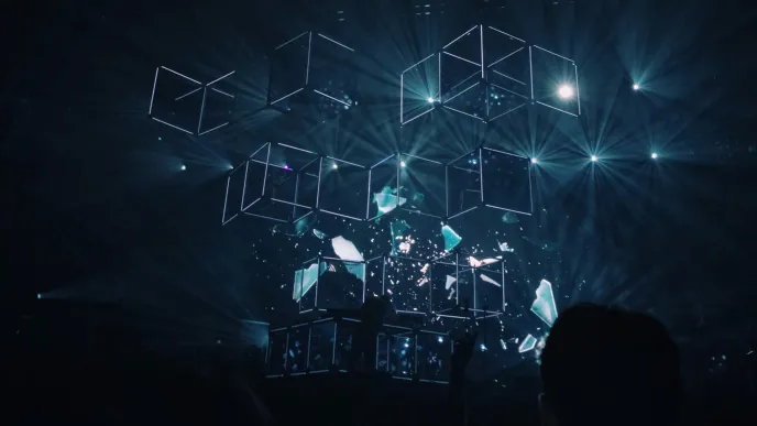 Ihmisiä tapahtumassa.