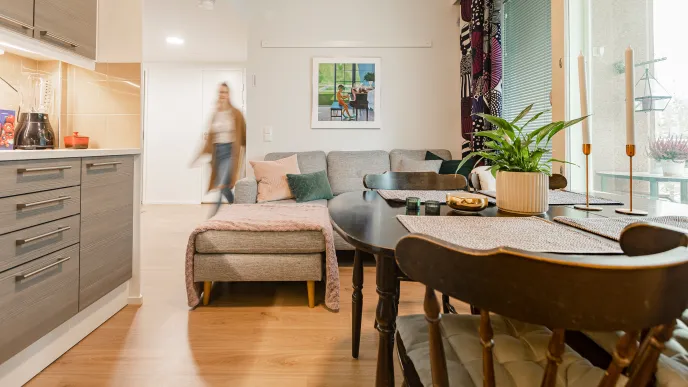 Näkymä opiskelija-asunnon keittiöstä.