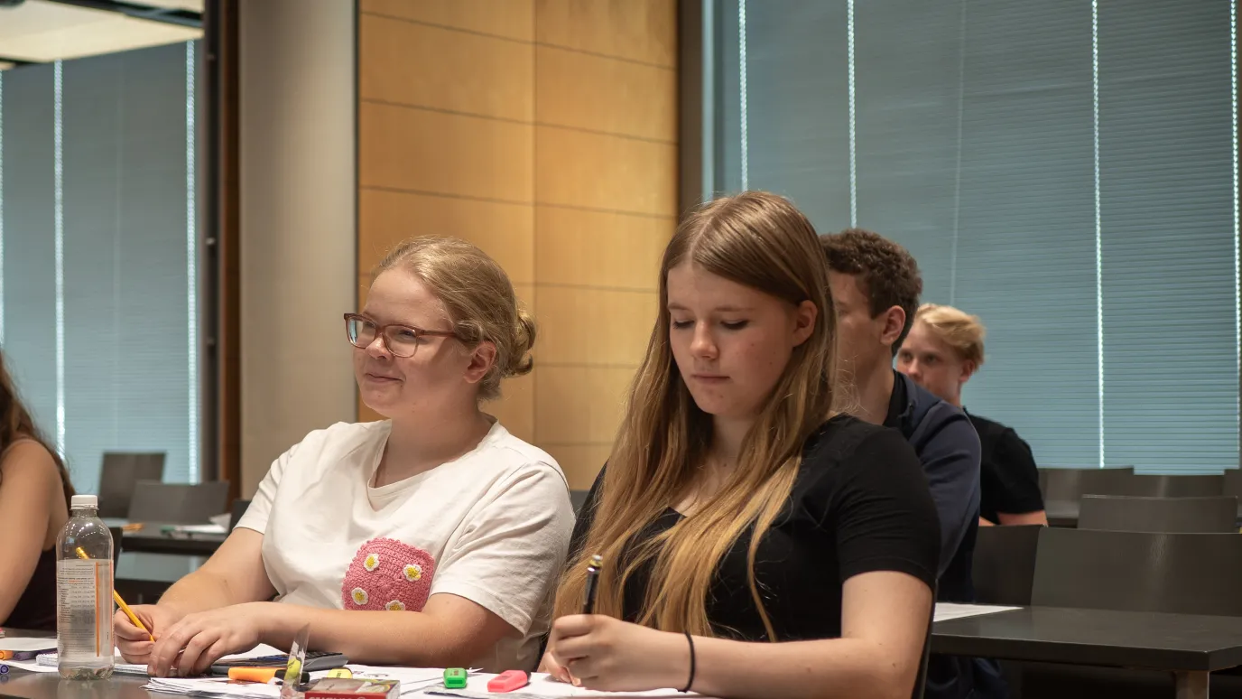 Lukiomatematiikkaan valmistava kesäkurssi