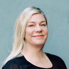Peggy Bauer