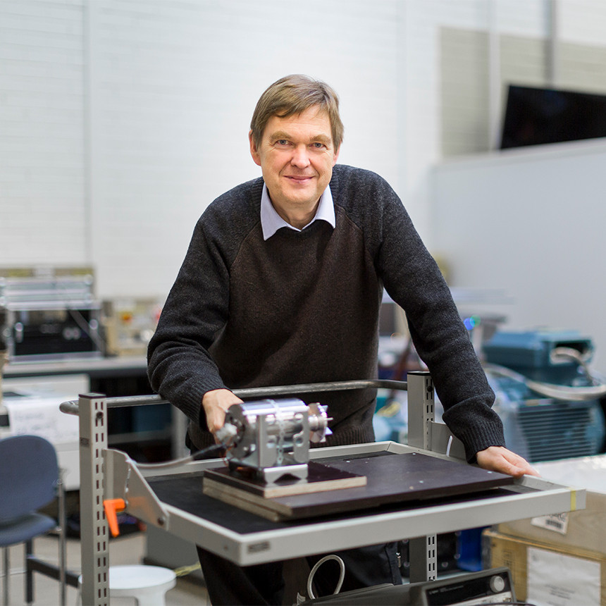 LUT University professor Juha Pyrhönen in a laboratory