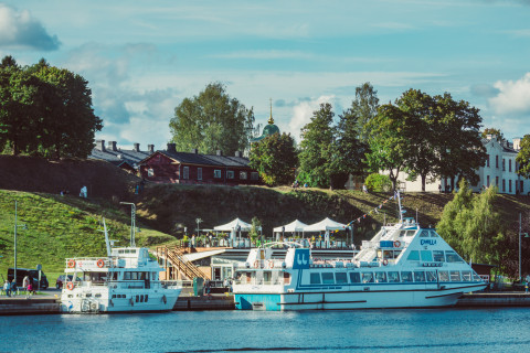 Satama
